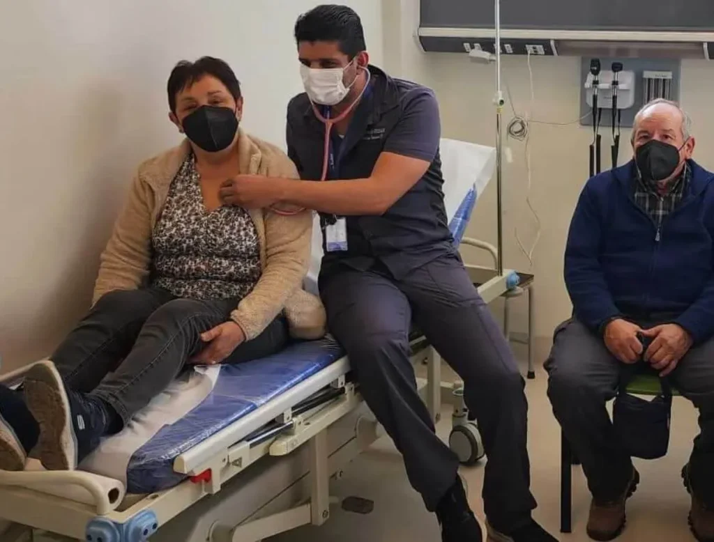 Atención de enfermedades crónicas y agudas a domicilio de MedPlus Salud